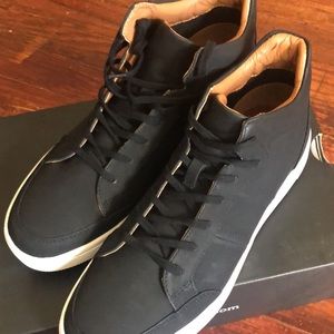 Men’s sneakers